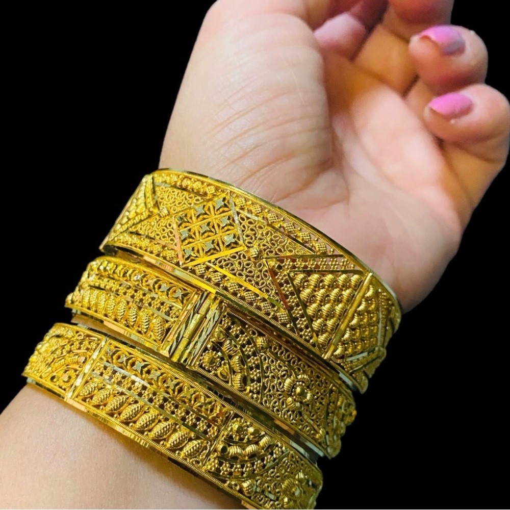 Gold 22K bracelets - Picture 2 of 11